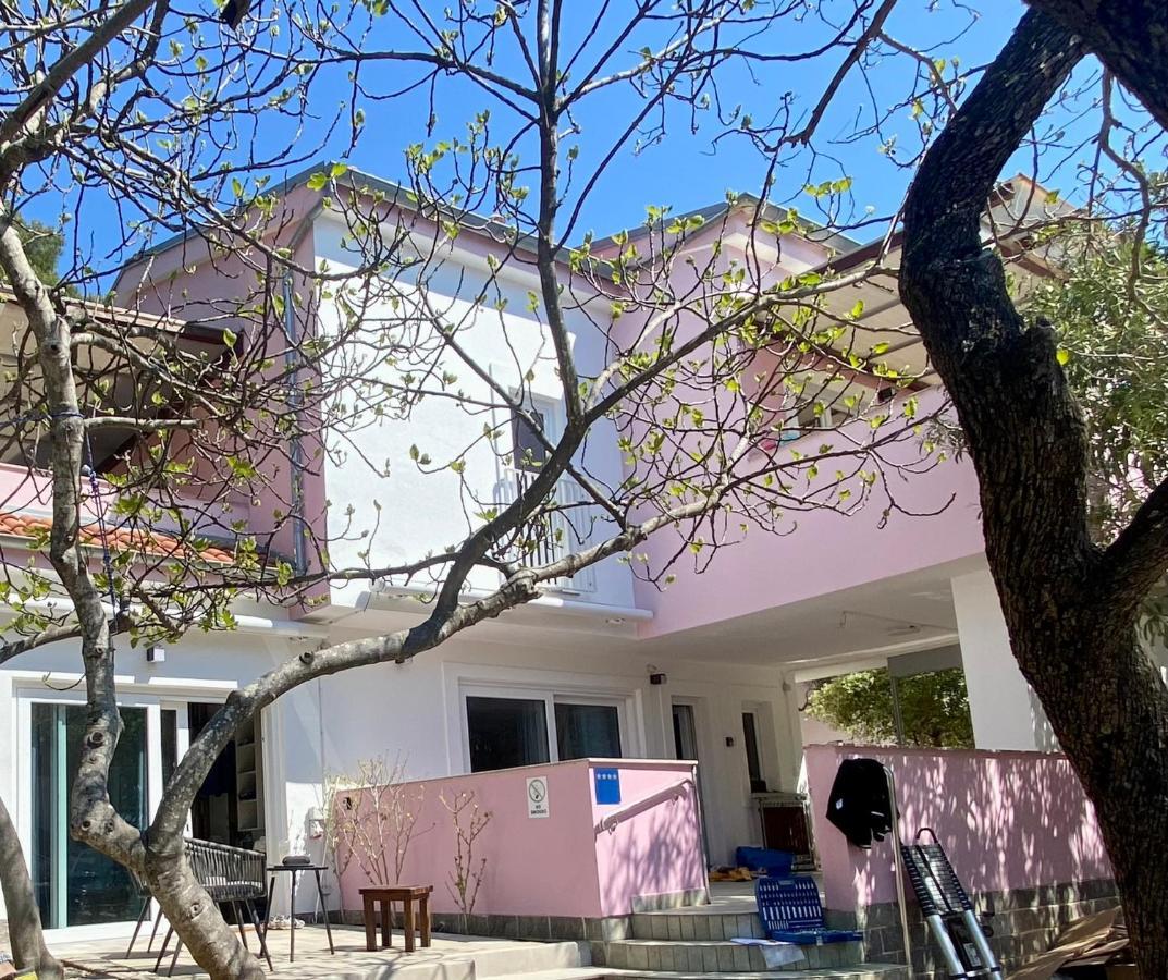 Artatore24 - Modern And Stylish Apartments Mali Lošinj Eksteriør billede